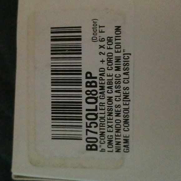 2 Nes controllers - Picture 3 of 3